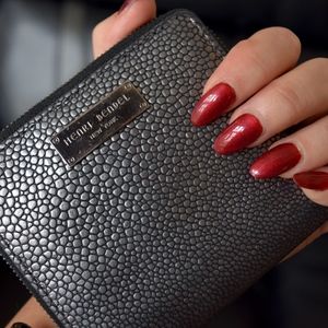 Henri Bendel  No.7 Wallet